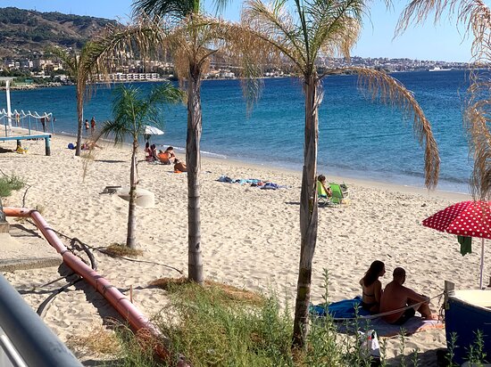 una spiaggia meravigliosa di gallico per il viaggio gluten-free a reggio calabria-p7