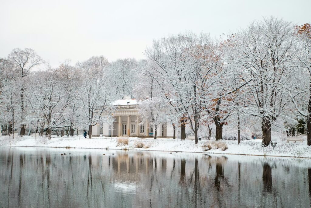 varsavia con la neve a natale 2025-v3